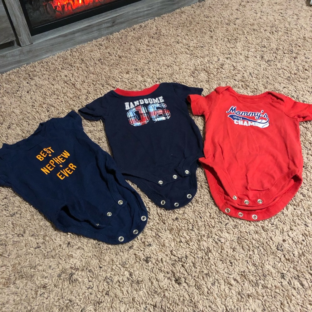 Set of three graphic onesies - 3 months